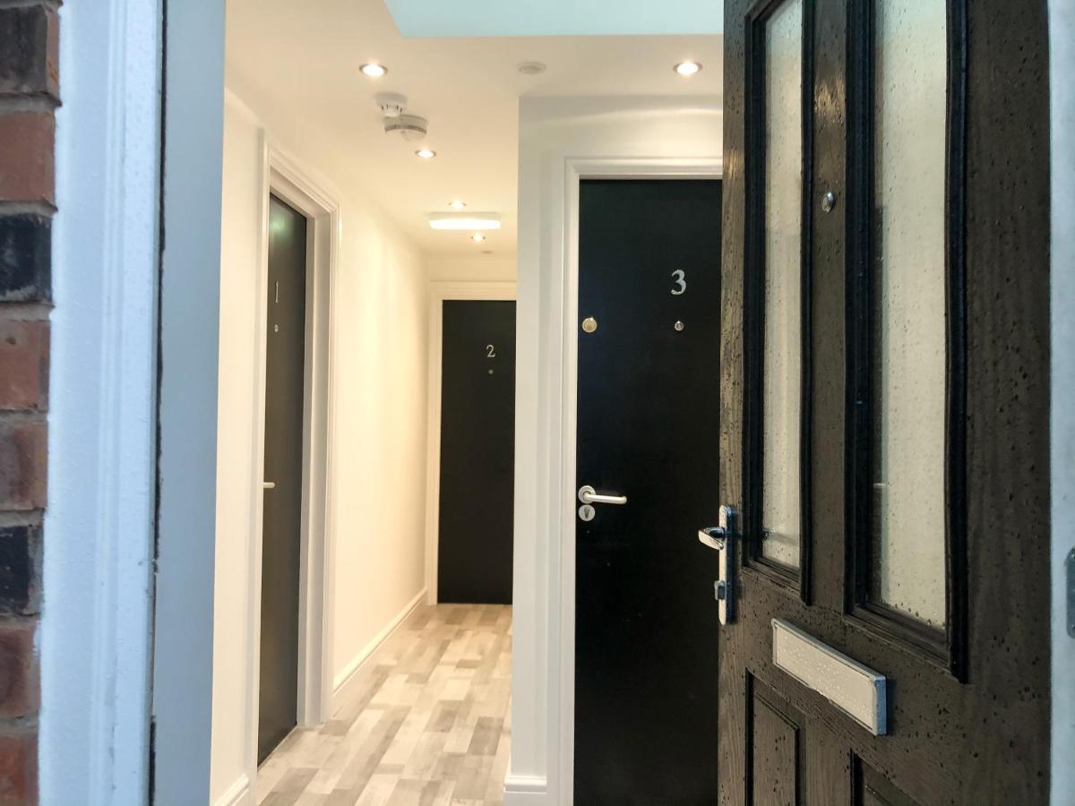 10min To - Free Parking - Private - Contractor Friendly Apartment *